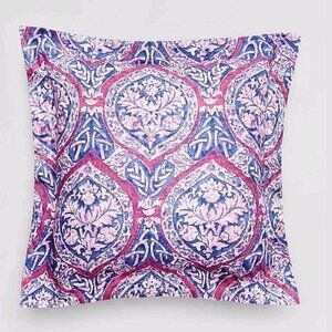 2 Sferra 2195 Rowyn Euro Shams Navy Berry Set of 2